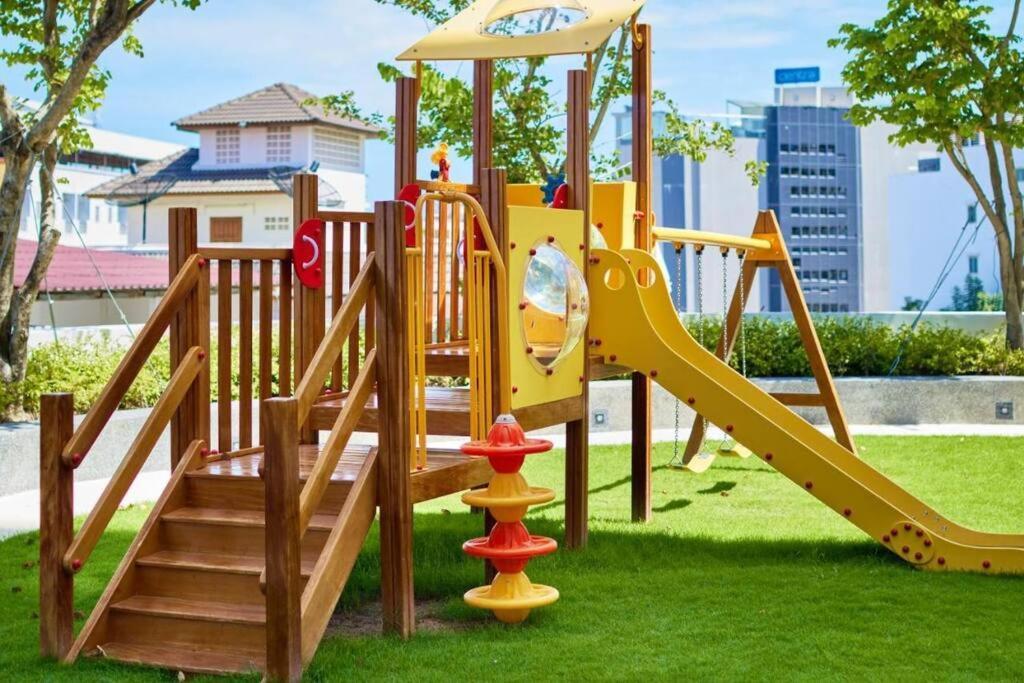 Sea View 2 Bed Room Condo @ Central Патая Екстериор снимка